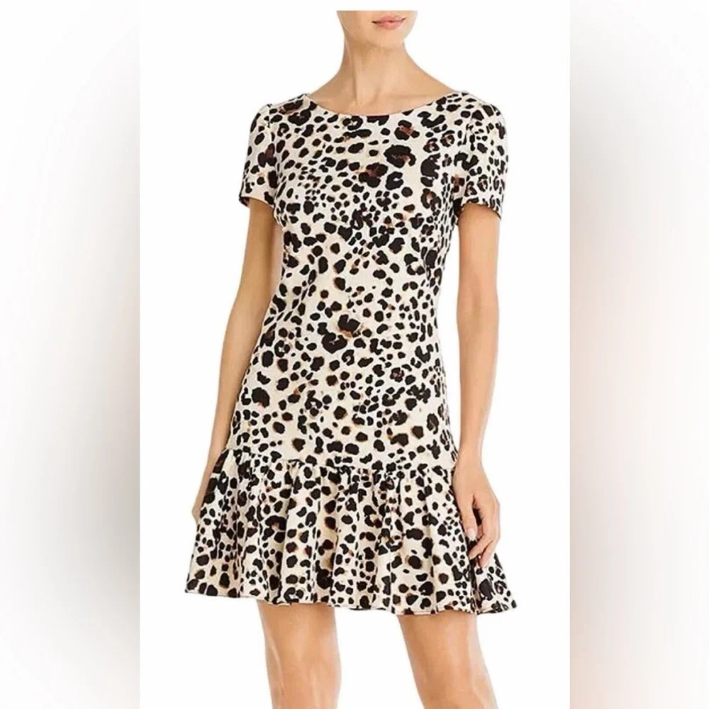 🎉Host Pick 🎉Betsey Johnson Leopard Print Mini Dress, size 4. EUC - Picture 1 of 5